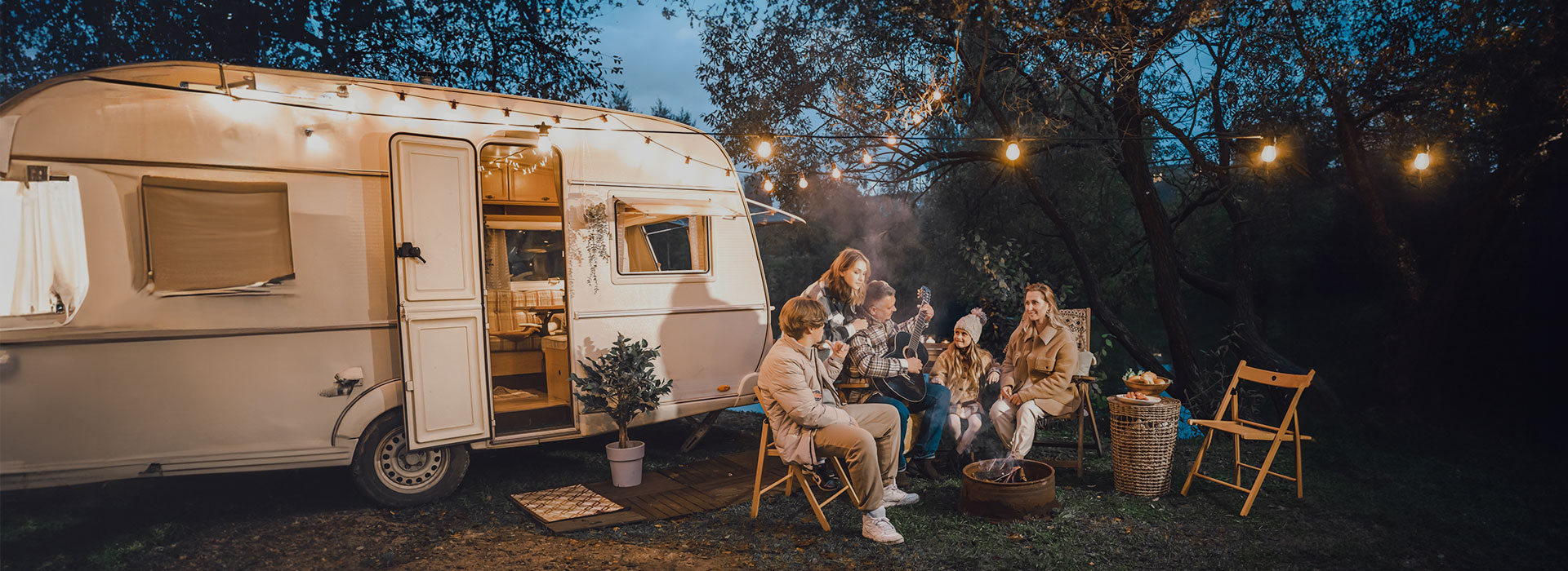 Banner Caravan Camping