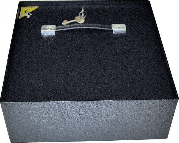 9901399_Mobil_Safe_Poessl_Globecar_2010_B370_x_H140_x_T490_mm_Standard_01_600x600